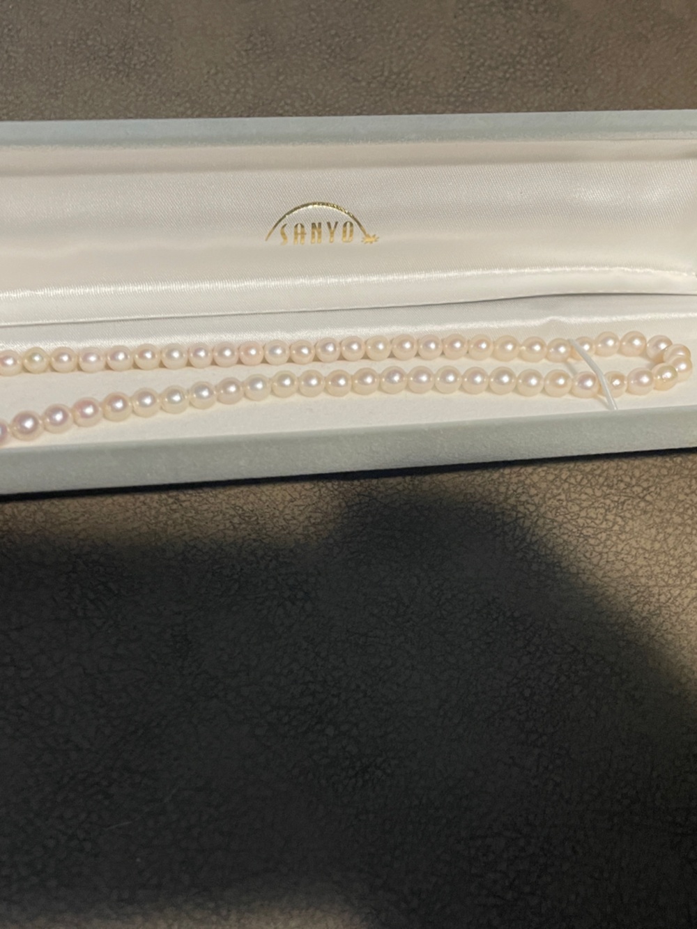 Sanyo Classic Japanese Acoya Necklace in Grey Case